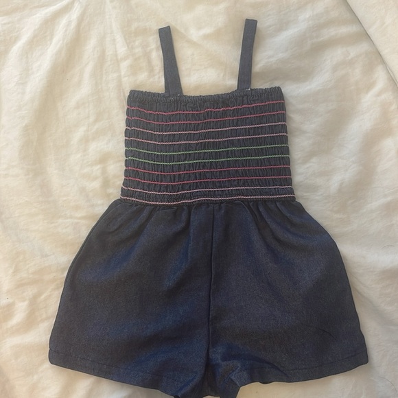 Romper never worn. Size 18months - Picture 2 of 2